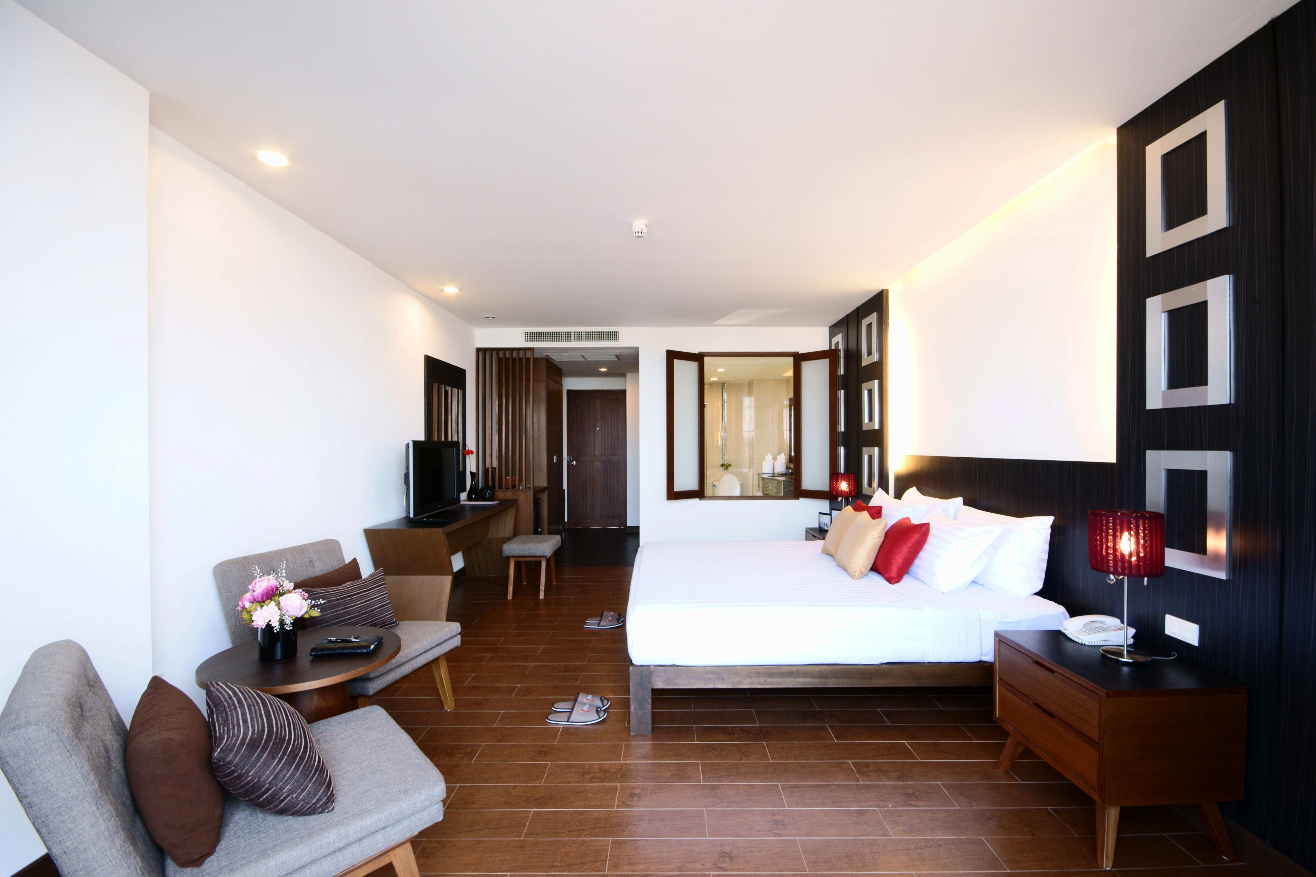 Hotel J Патая Екстериор снимка
