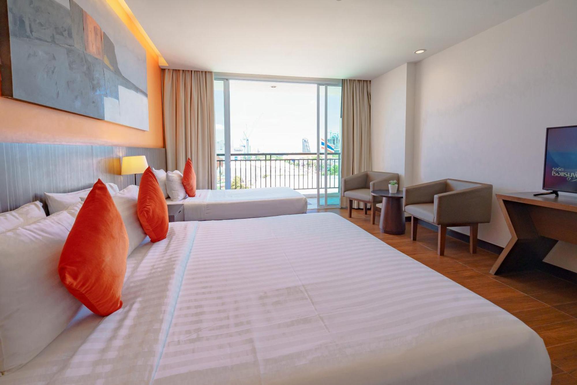 Hotel J Патая Екстериор снимка