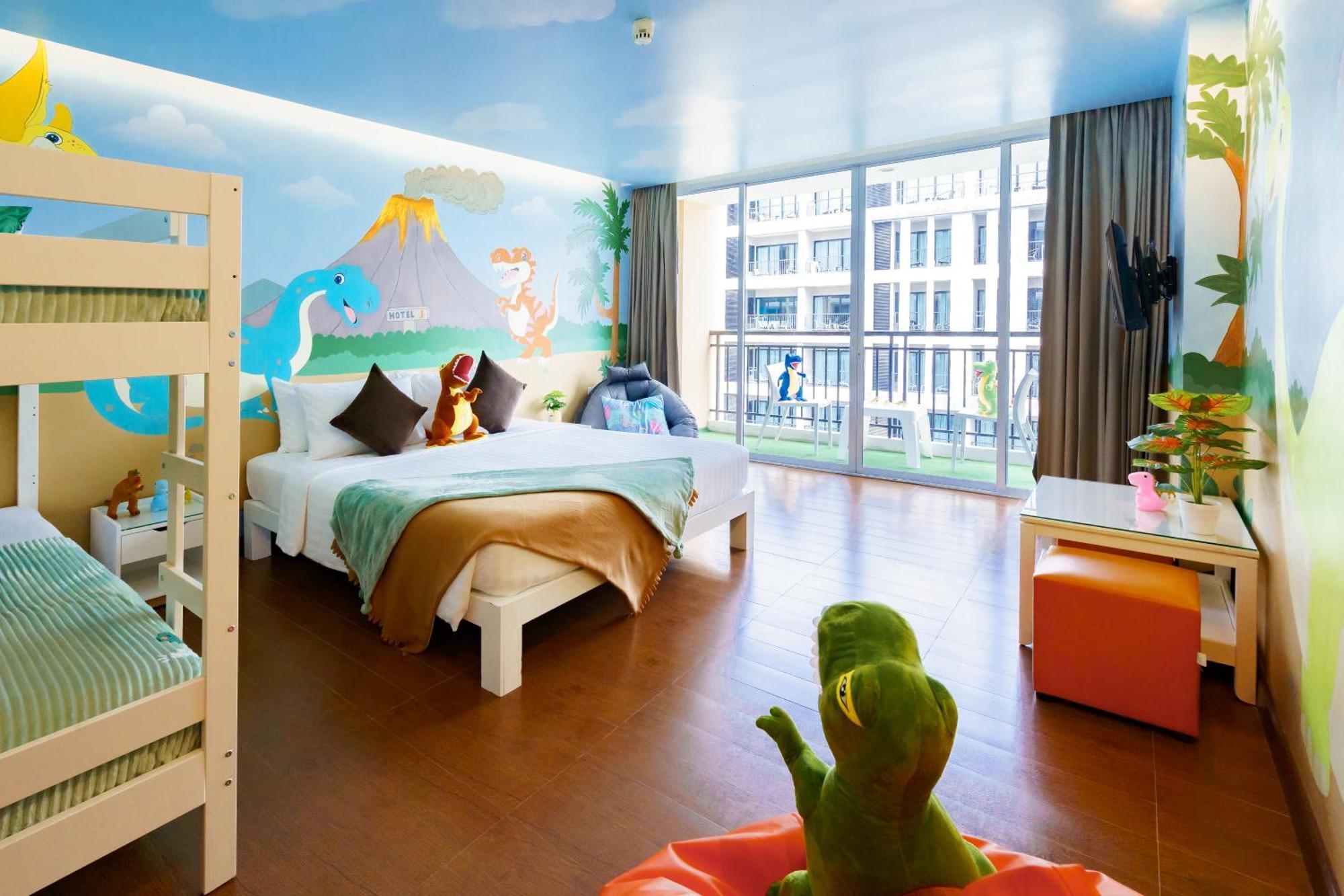 Hotel J Патая Екстериор снимка